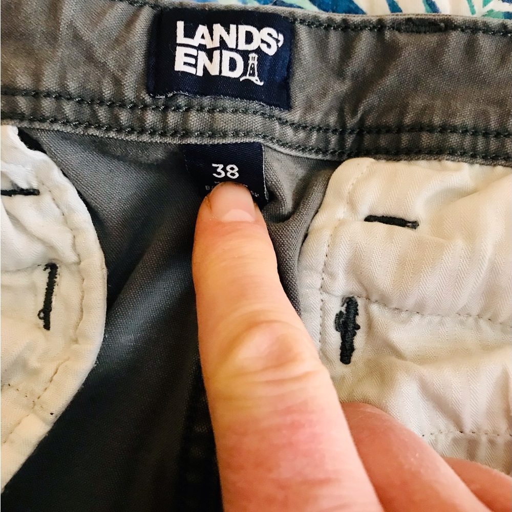 Lands End cargo pants. 38x34. Gently worn. Gray